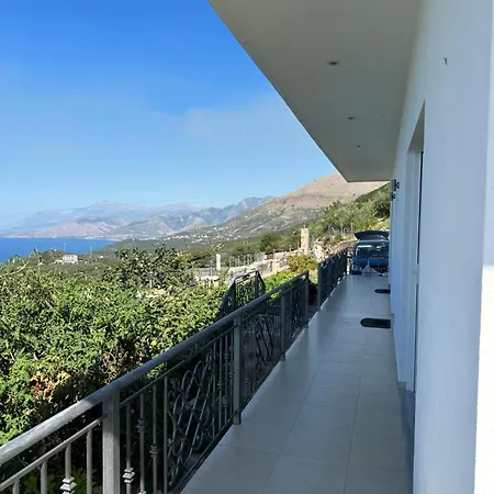 Sunsets شقة Lukovë